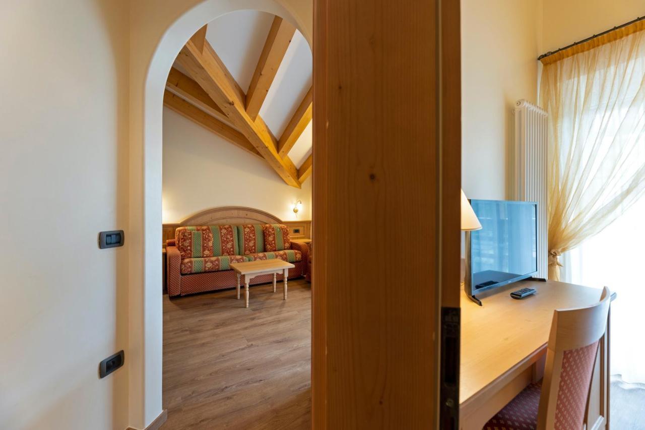 Hotel Lido - Slow & Natural Living Molveno Extérieur photo