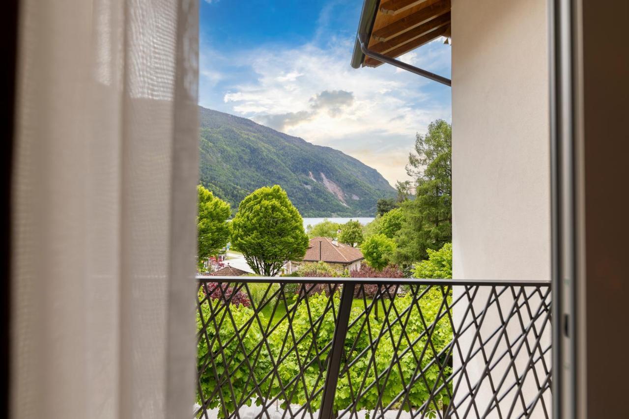 Hotel Lido - Slow & Natural Living Molveno Extérieur photo