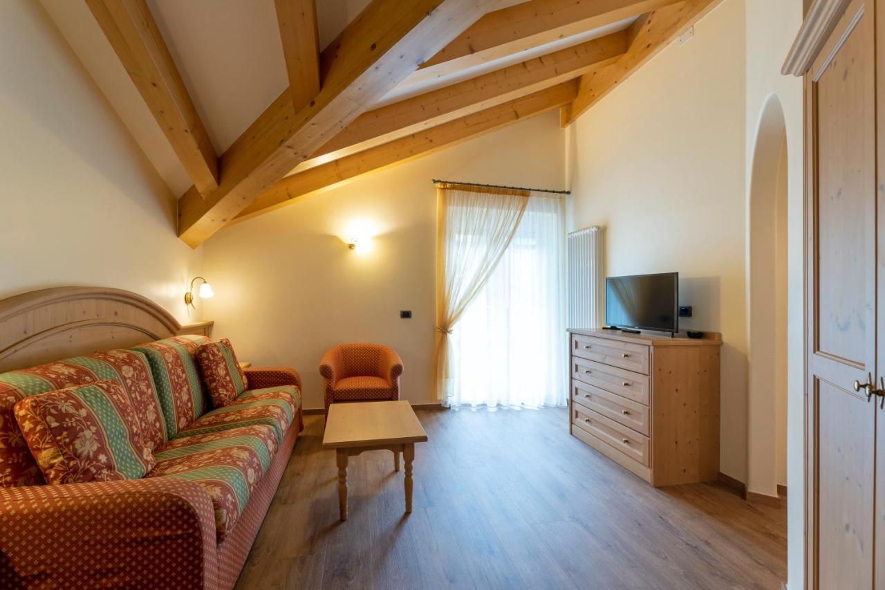 Hotel Lido - Slow & Natural Living Molveno Extérieur photo