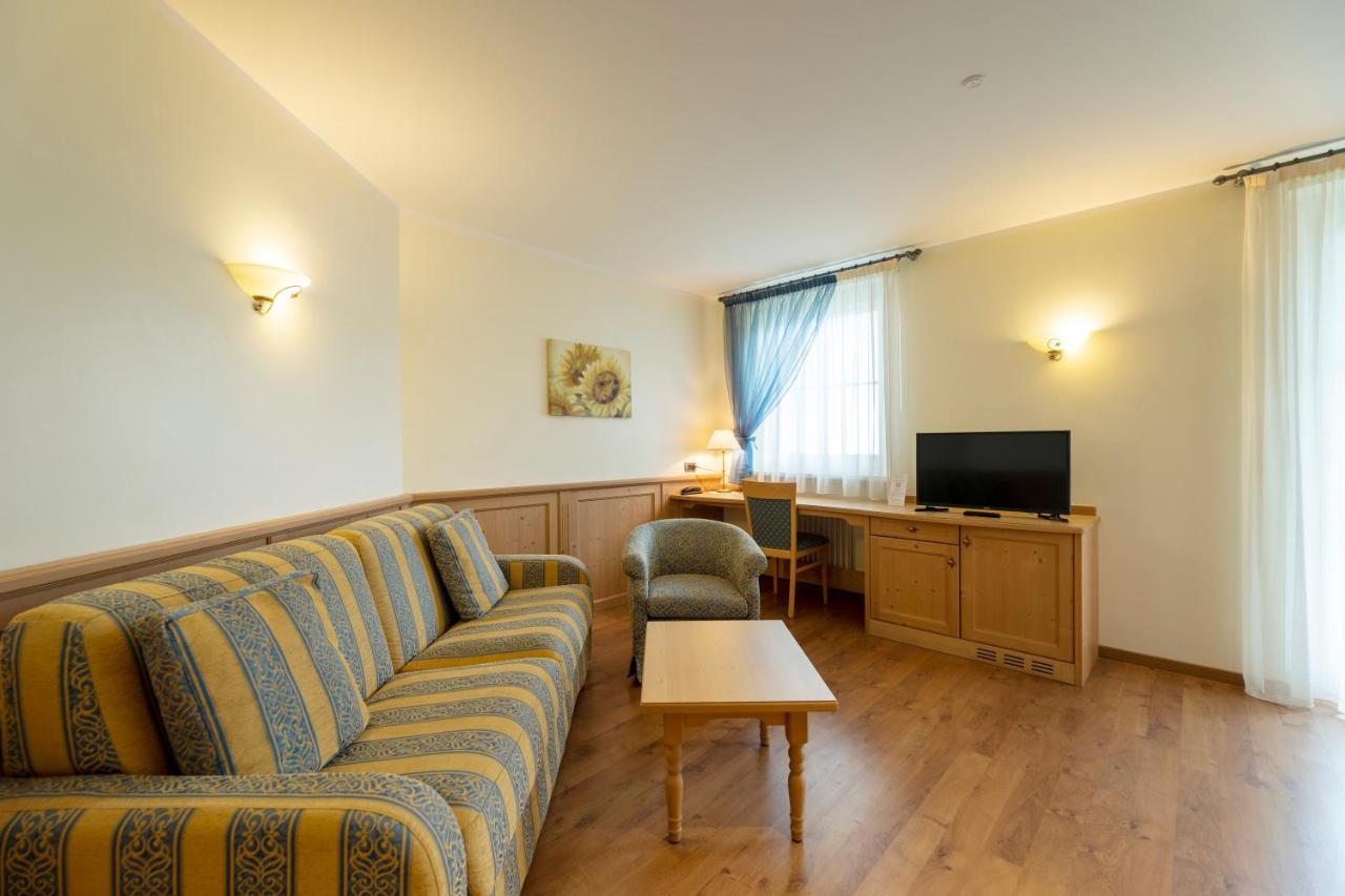 Hotel Lido - Slow & Natural Living Molveno Extérieur photo